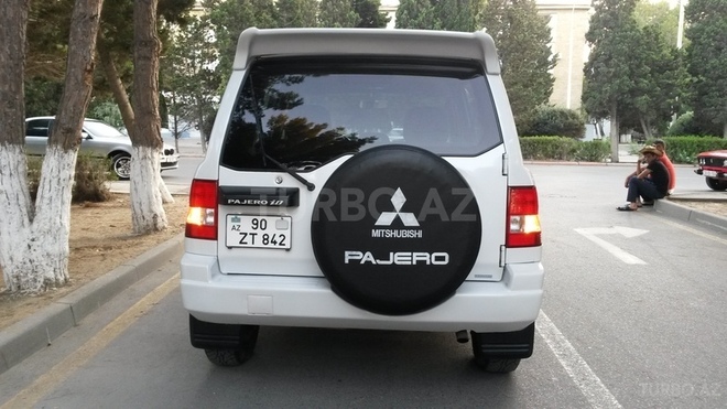 Mitsubishi Pajero io 2000, 250,000 km - 2.0 l - Bakı