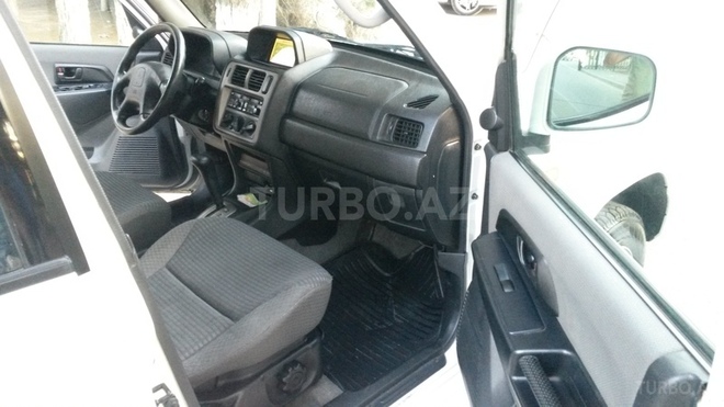 Mitsubishi Pajero io 2000, 250,000 km - 2.0 l - Bakı