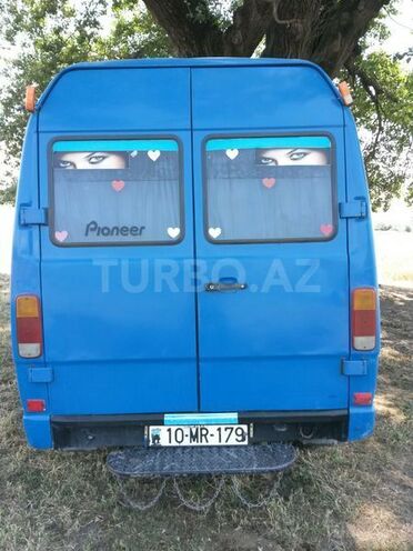 Mercedes 208 D 1990, 999,999 km - 2.3 l - Qəbələ