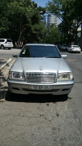 Mercedes C 220 1997, 289,000 km - 2.2 l - Bakı