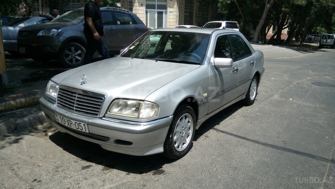 Mercedes C 220 1997, 289,000 km - 2.2 l - Bakı
