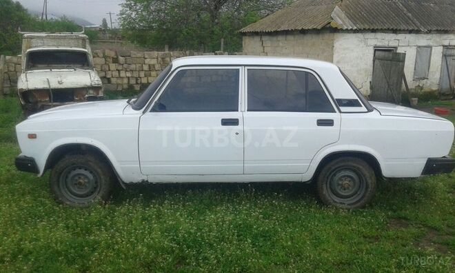 LADA (VAZ) 2107 2005, 100,000 km - 1.6 л - Şamaxı