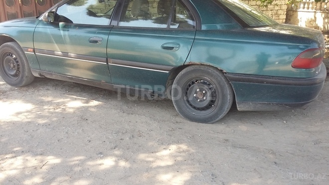 Opel Omega 1995, 3,333,338 km - 2.0 л - Bakı