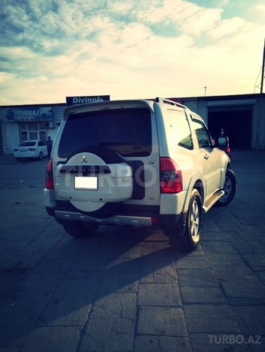 Mitsubishi Pajero 2008, 17,000 km - 3.0 л - Sumqayıt