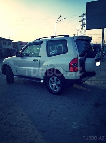 Mitsubishi Pajero 2008, 17,000 km - 3.0 л - Sumqayıt