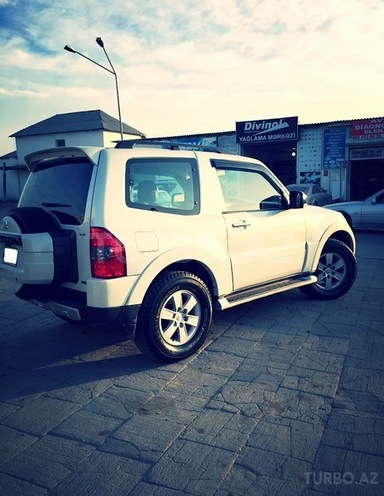 Mitsubishi Pajero 2008, 17,000 km - 3.0 л - Sumqayıt
