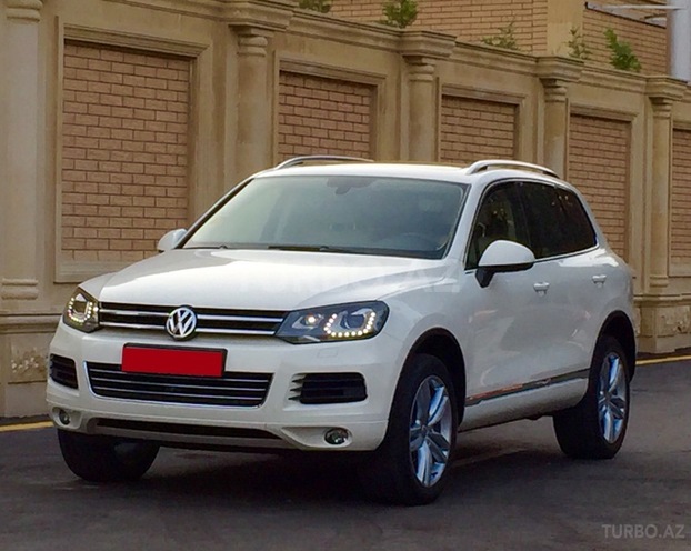 Volkswagen Touareg 2011, 97,000 km - 3.6 l - Bakı