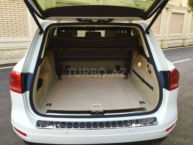 Volkswagen Touareg 2011, 97,000 km - 3.6 l - Bakı