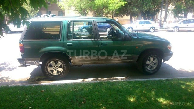 Ford Explorer 1996, 158,000 km - 4.0 l - Sumqayıt