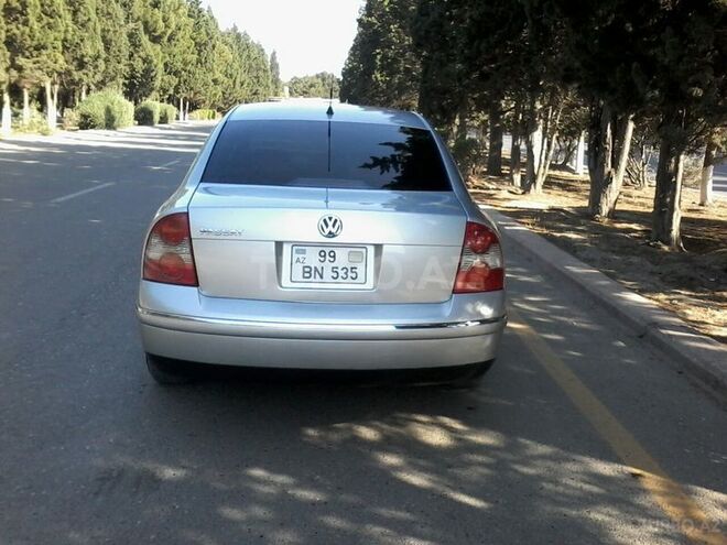 Volkswagen Passat 2002, 150,000 km - 1.8 l - Sumqayıt
