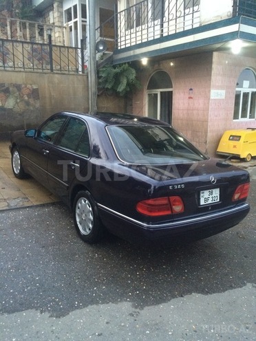 Mercedes E 320 1997, 139,000 km - 3.2 l - Bakı