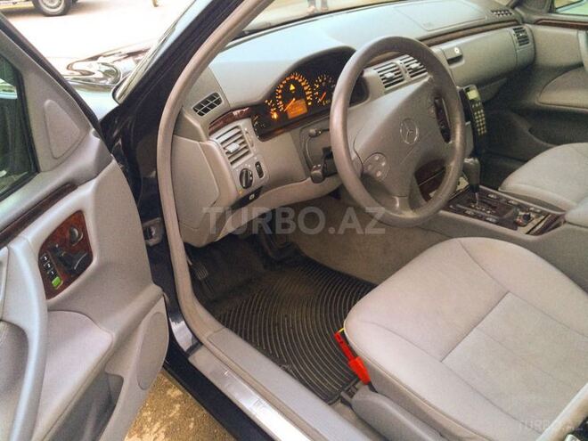 Mercedes E 280 2000, 241,000 km - 2.8 л - Quba