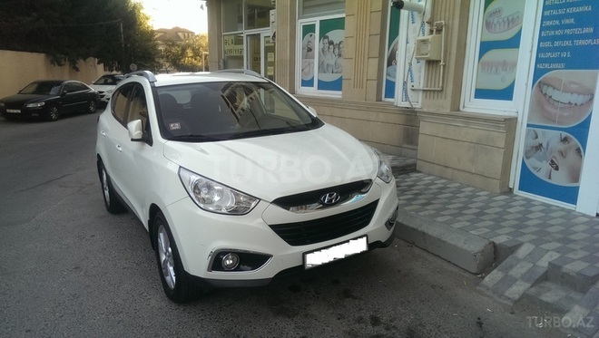 Hyundai ix35 2010, 144,000 km - 2.0 l - Bakı