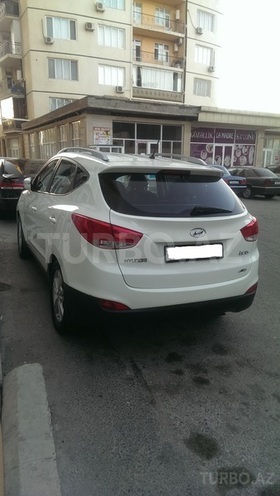 Hyundai ix35 2010, 144,000 km - 2.0 l - Bakı