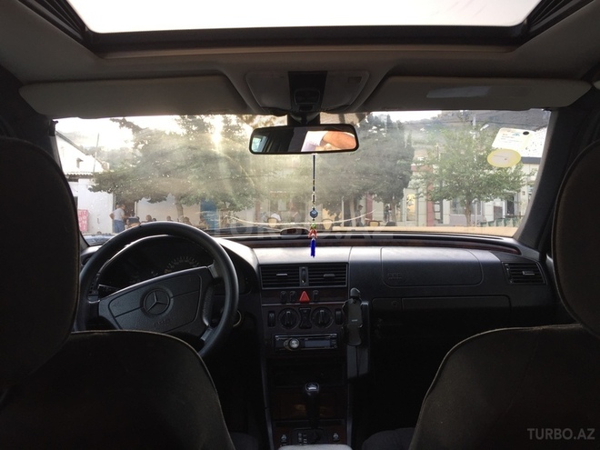 Mercedes C 240 1998, 280,000 km - 2.4 l - Bakı