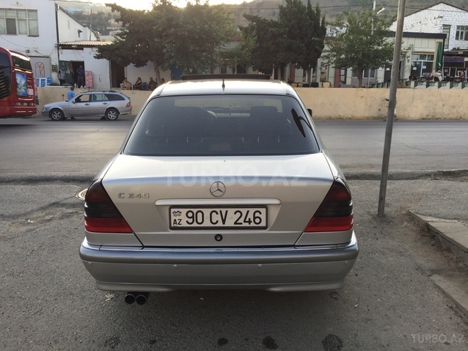 Mercedes C 240 1998, 280,000 km - 2.4 l - Bakı