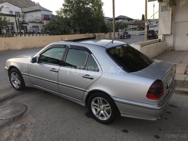Mercedes C 240 1998, 280,000 km - 2.4 l - Bakı