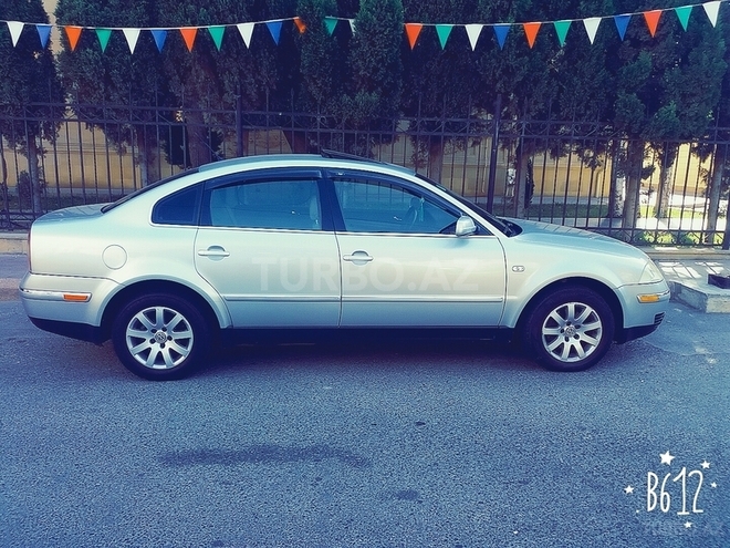 Volkswagen Passat 2002, 106,479 km - 1.8 л - Bakı