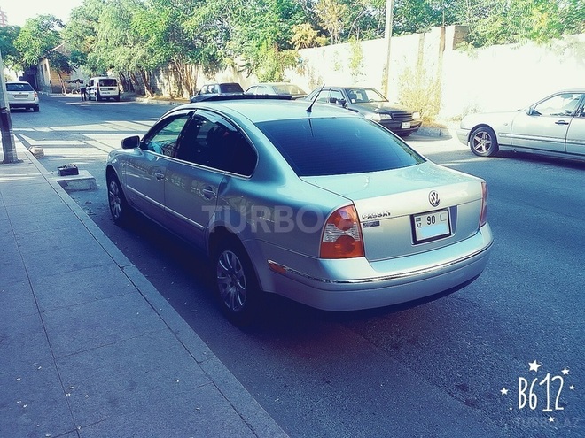 Volkswagen Passat 2002, 106,479 km - 1.8 л - Bakı