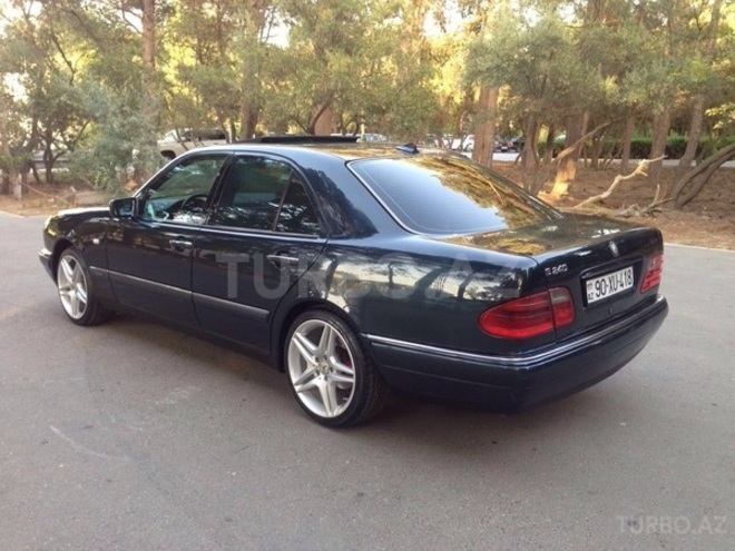 Mercedes E 240 1998, 242,699 km - 2.4 l - Sumqayıt