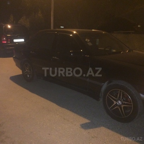 Mercedes C 230 1999, 190,000 km - 2.3 l - Sumqayıt