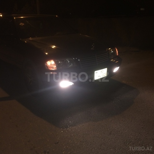 Mercedes C 230 1999, 190,000 km - 2.3 l - Sumqayıt