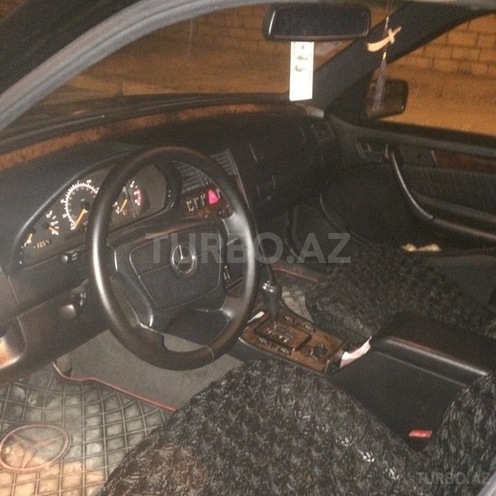 Mercedes C 230 1999, 190,000 km - 2.3 l - Sumqayıt