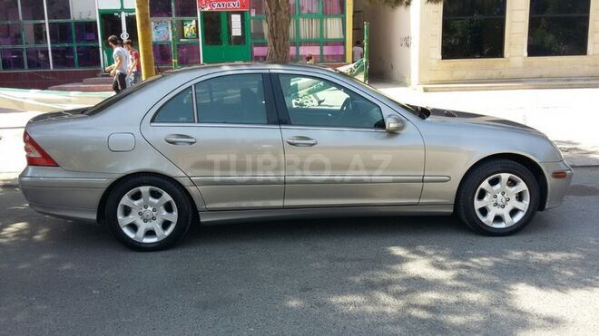 Mercedes C 240 2005, 205,433 km - 2.6 l - Xırdalan
