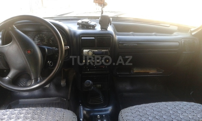 GAZ 31105 2004, 1,800,000 km - 2.4 l - Bakı
