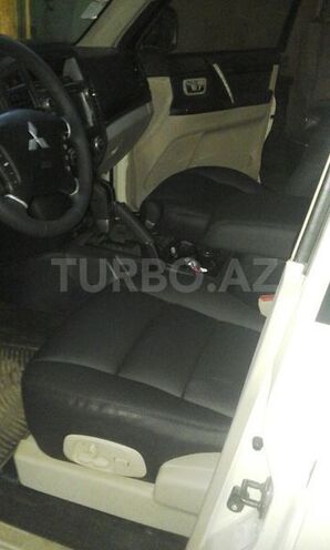 Mitsubishi Pajero 2008, 93,000 km - 3.8 l - Bakı