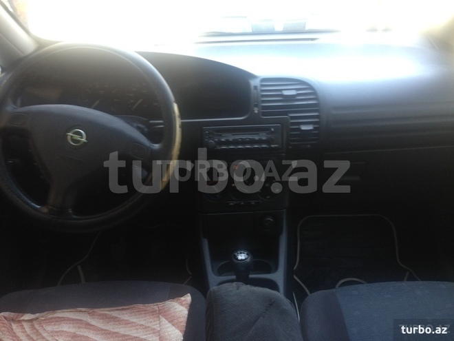Opel Zafira 1999, 245,000 km - 1.6 л - Bakı