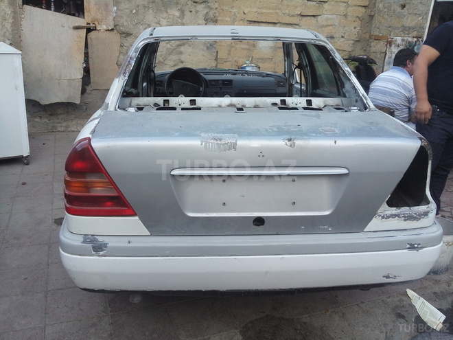 Mercedes C 180 1995, 100 km - 1.8 l - Bakı