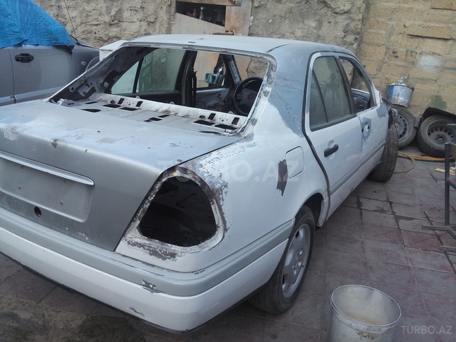 Mercedes C 180 1995, 100 km - 1.8 l - Bakı