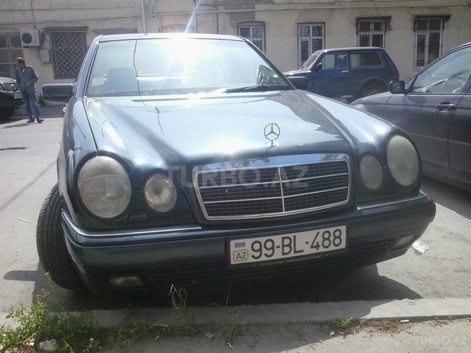 Mercedes E 280 1997, 226,000 km - 2.8 l - Bakı