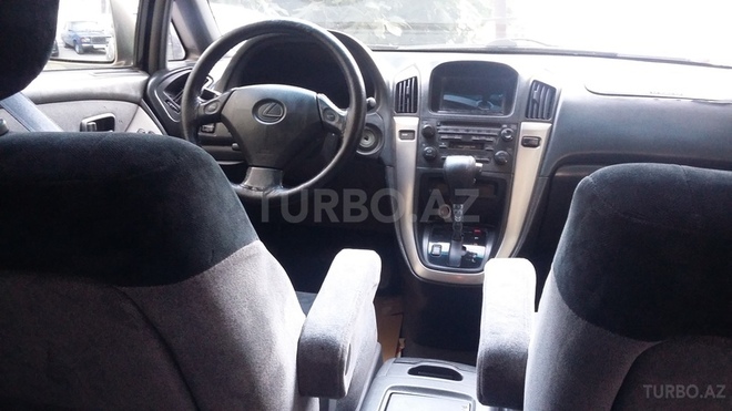 Toyota Harrier 2000, 175,000 km - 2.2 л - Bakı
