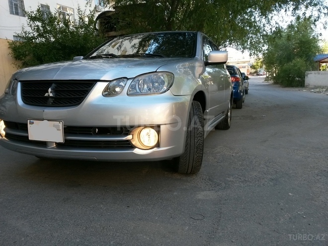 Mitsubishi Airtrek 2003, 137,000 km - 2.0 l - Bakı