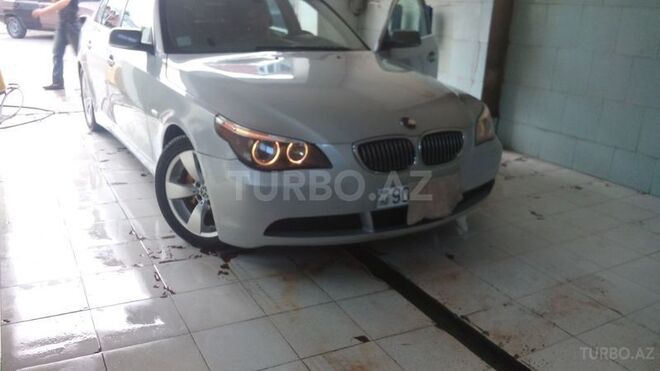 BMW 525 2004, 288,000 km - 2.5 l - Quba