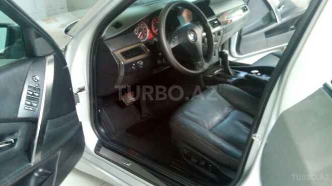 BMW 525 2004, 288,000 km - 2.5 l - Quba