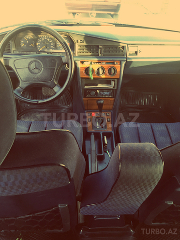 Mercedes 190 1992, 295,000 km - 2.0 l - Bakı