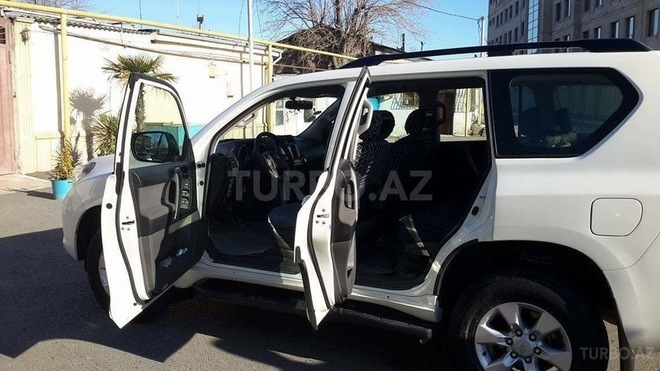Toyota Prado 2012, 63,000 km - 3.0 l - Bakı