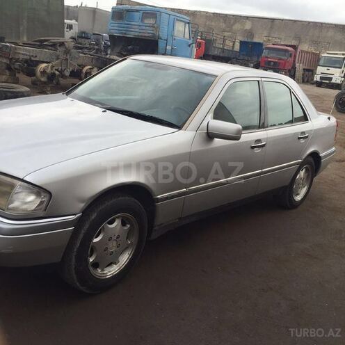 Mercedes C 200 1994, 235,000 km - 2.0 l - Bakı