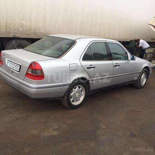 Mercedes C 200 1994, 235,000 km - 2.0 l - Bakı