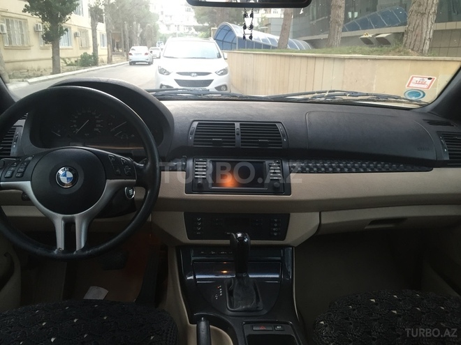 BMW X5 2002, 276,000 km - 4.4 л - Bakı