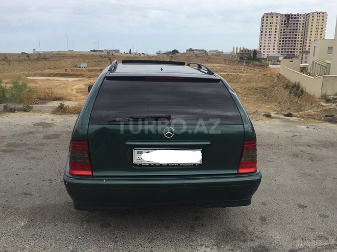 Mercedes C 220 1999, 180,000 km - 2.2 l - Bakı