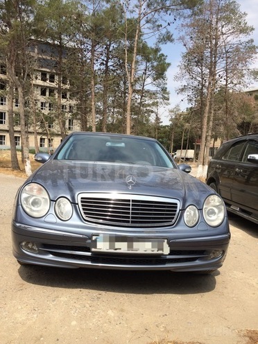 Mercedes E 240 2003, 180,000 km - 2.6 l - Bakı