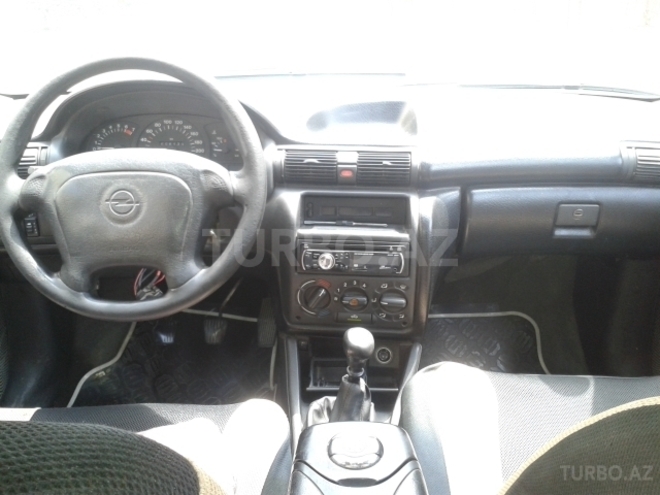Opel Astra 1995, 608,130 km - 1.6 l - Bakı