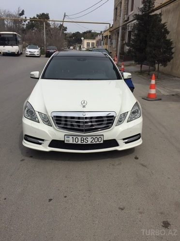 Mercedes E 350 2011, 105,000 km - 3.5 l - Bakı