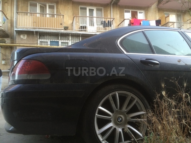 BMW 745 2002, 110,000 km - 4.4 l - Bakı