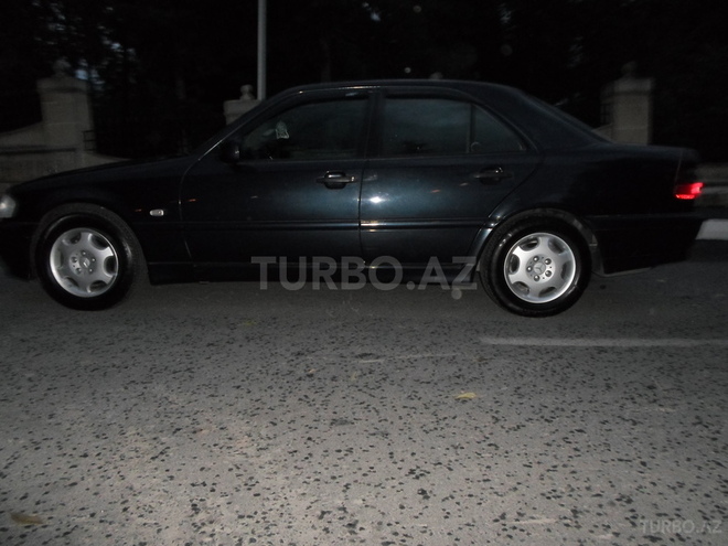 Mercedes C 240 1997, 238,000 km - 2.4 l - Zaqatala