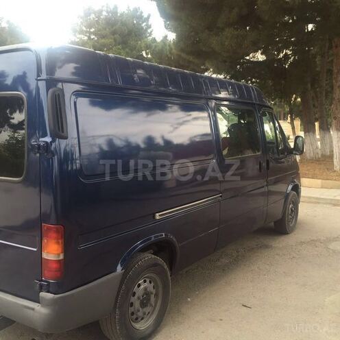 Ford Transit 1999, 247,000 km - 2.5 l - Quba